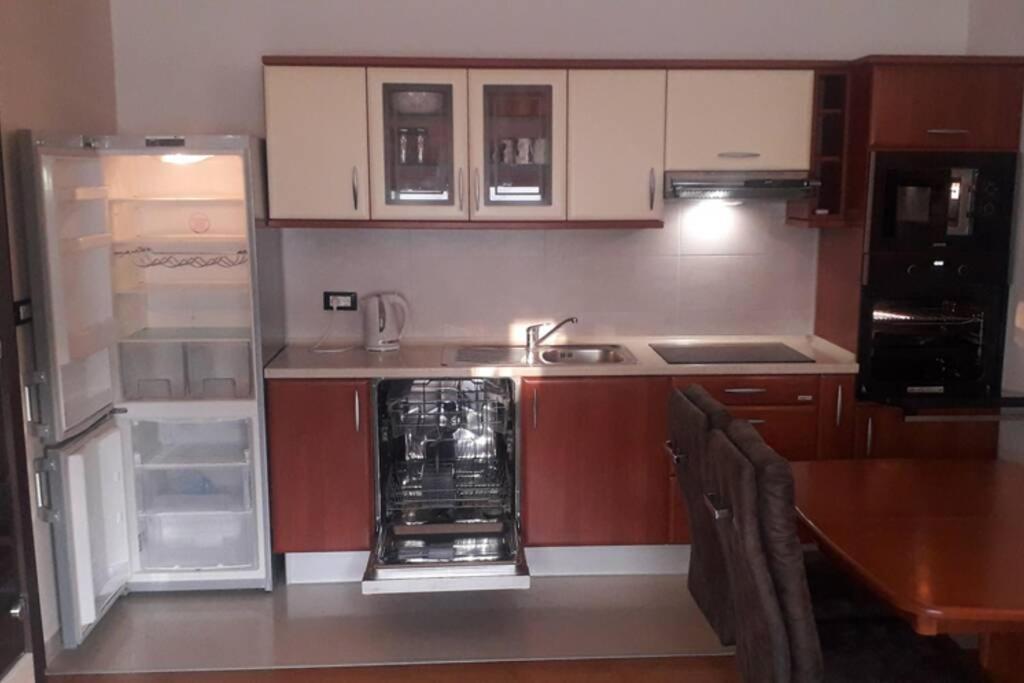 Apartman Franko - Uz Parking Pula Exterior foto